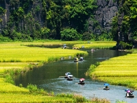Daily Tour from Hanoi to Ninh Binh Tam Coc – MaiChau – Kayaking Hoa Binh Lake