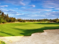 Golf à  DaNang Golf Club et  Montgomerie Links 