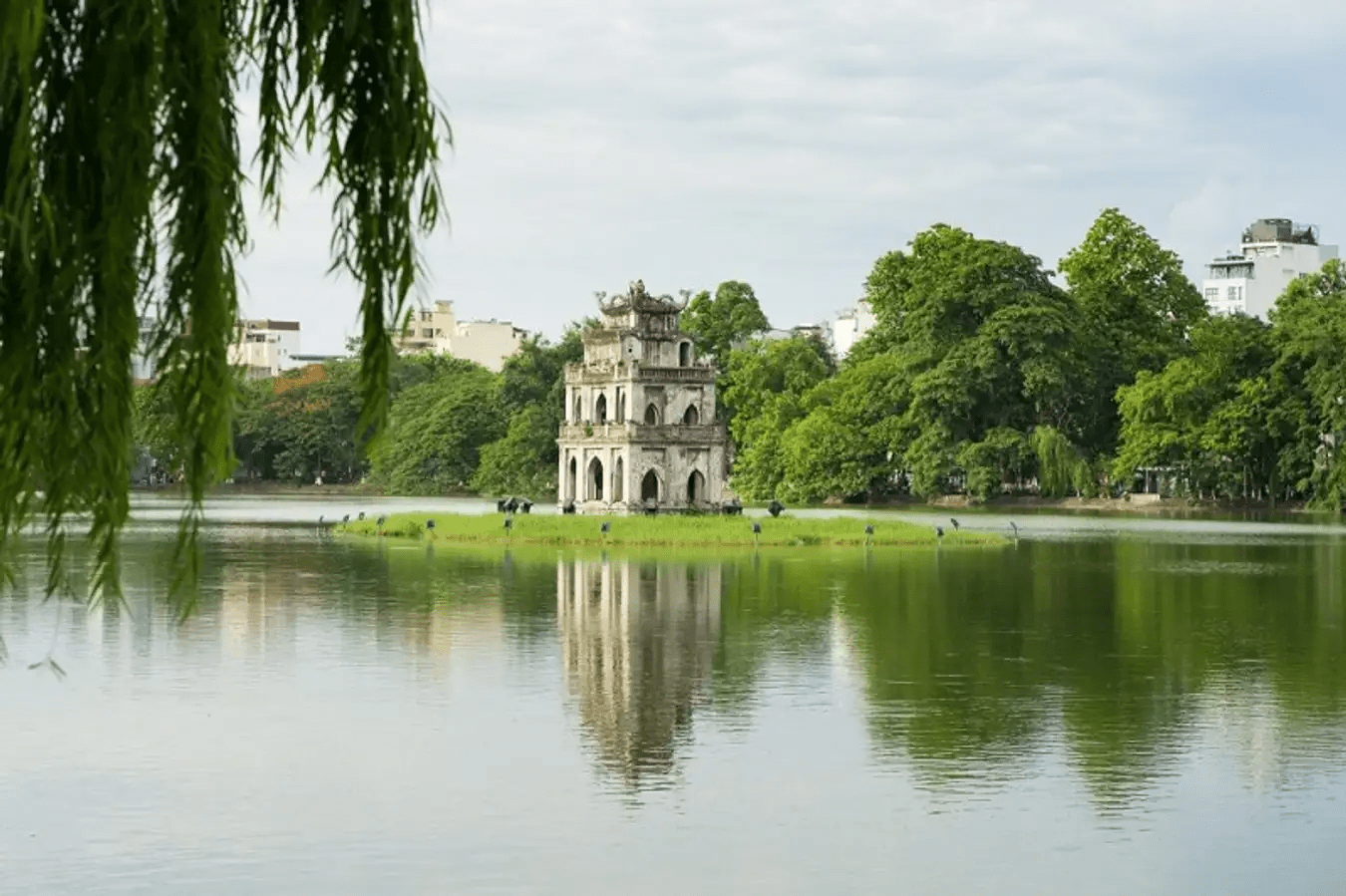 Hoan Kiem Lake