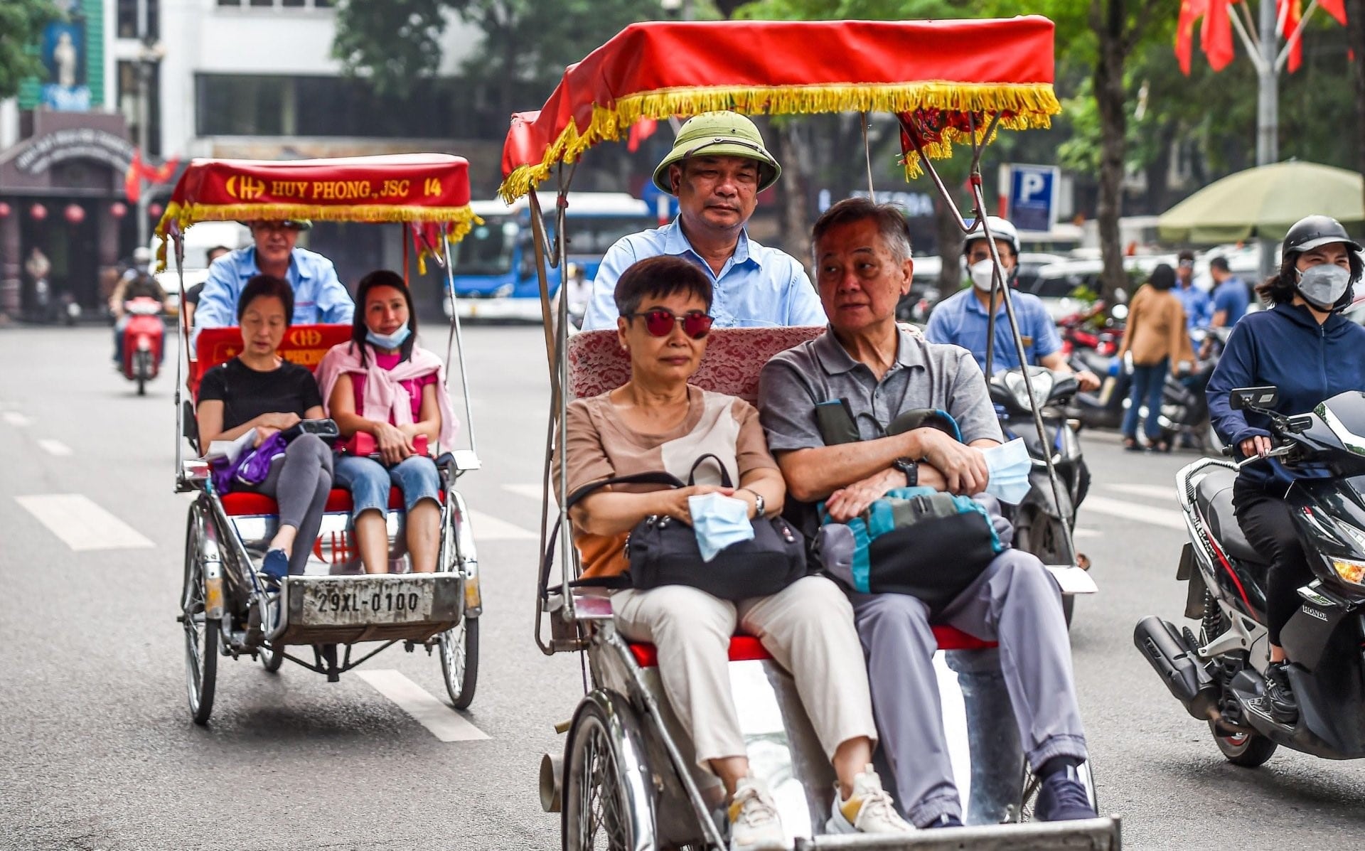 Means of transport when traveling 2 days in Hanoi