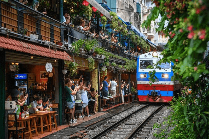 Train schedule through the railway street