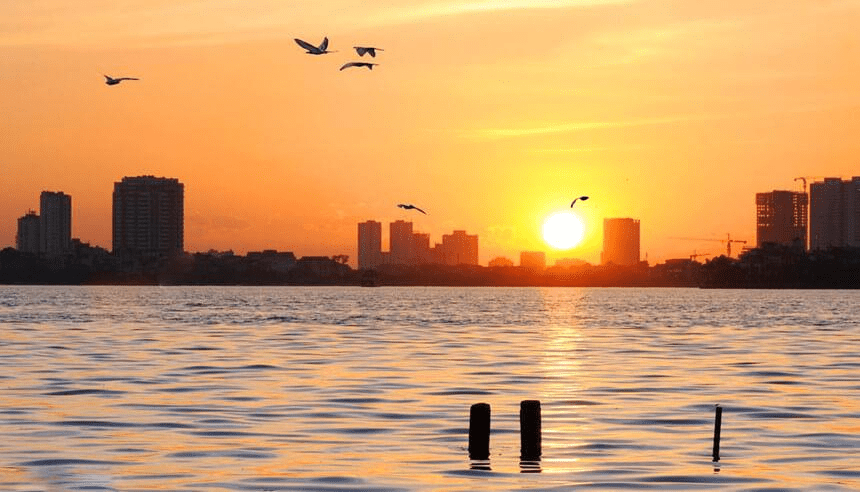 Summer afternoon at West Lake