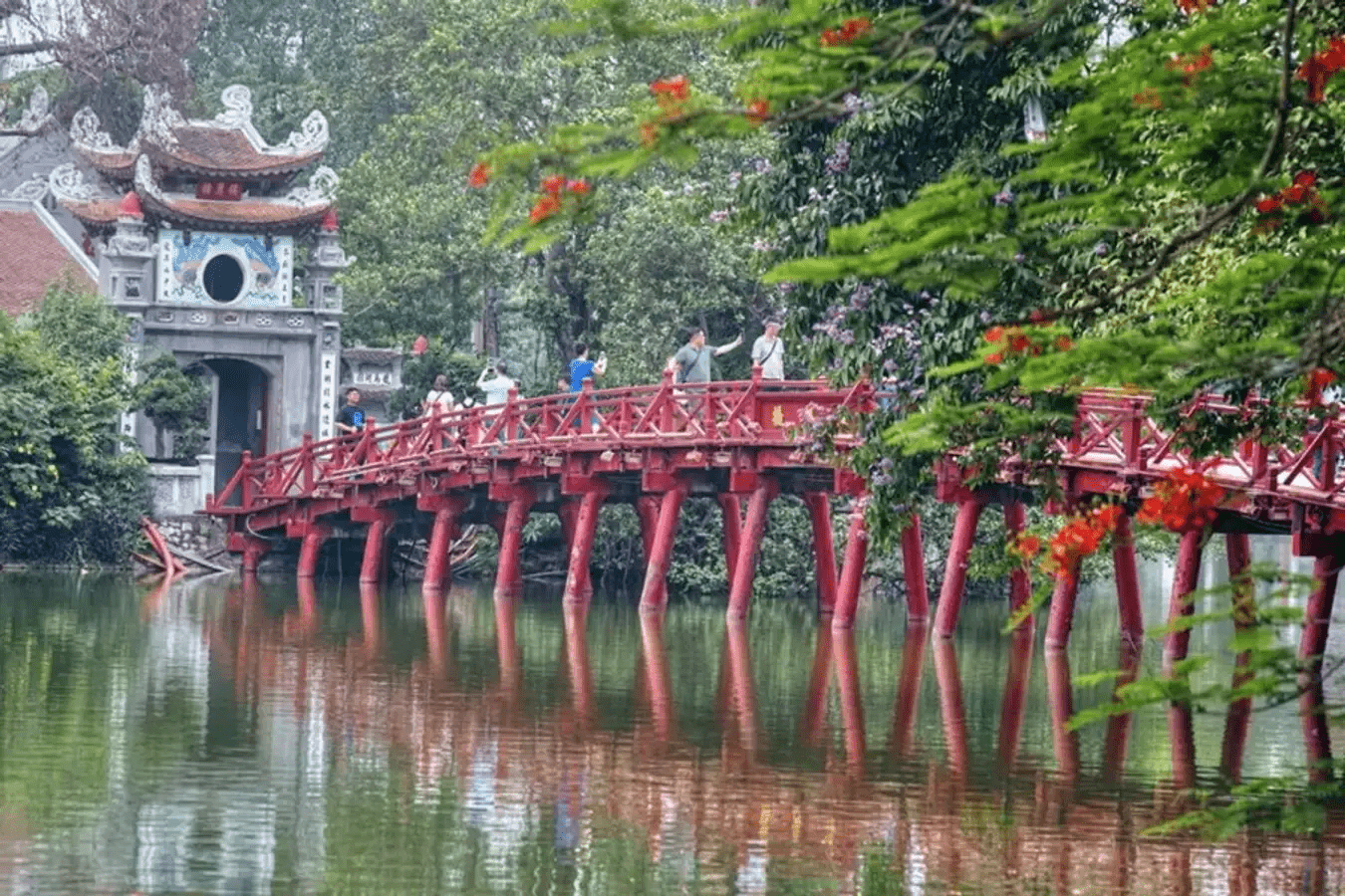 Ngoc Son Temple