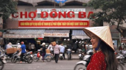 Dong Ba Market and things you should know before your visiting