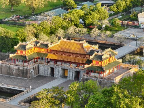 Hue Vietnam tours: Imperial Heritage, Royal Tombs and Local Food Experiences