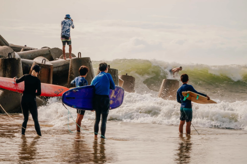 Mui Ne Surfing: Everything you need to know before you ride the waves