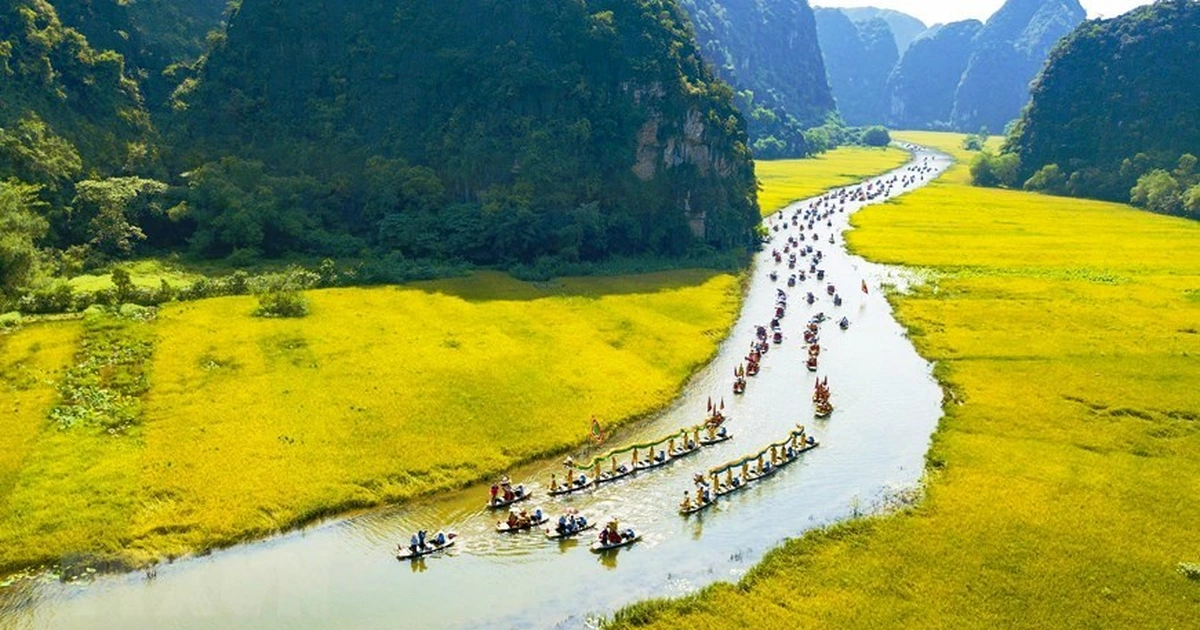 Hoa Lu Depart At Hanoi (1 Day)
