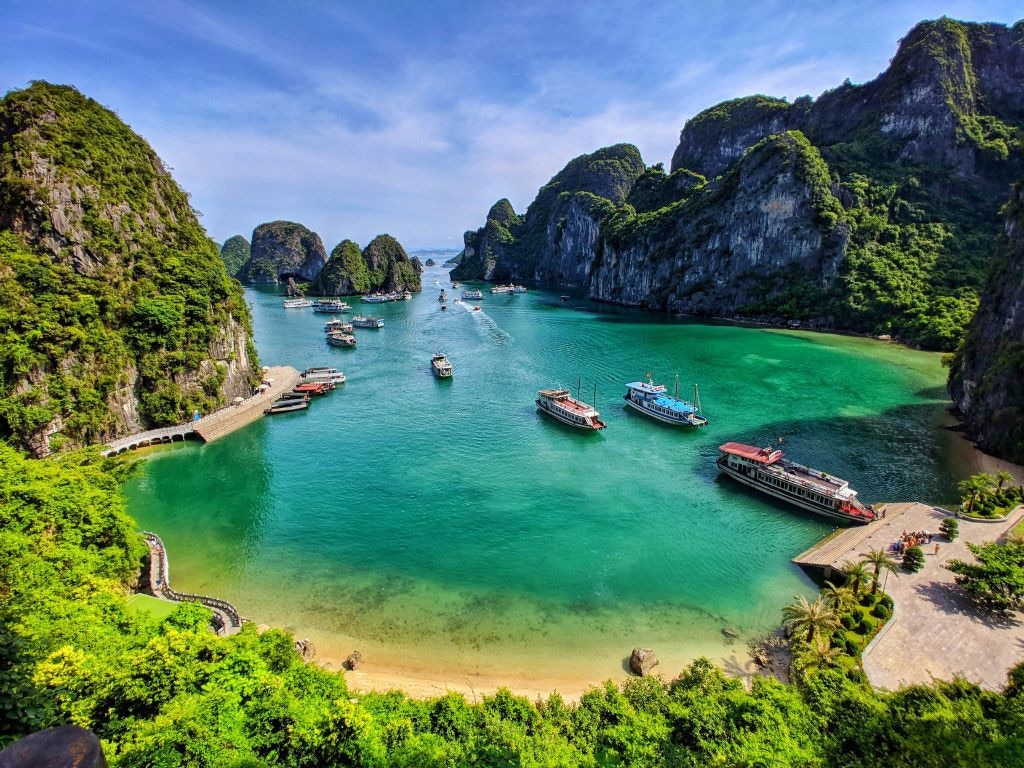 bali-or-viet-nam-2-1-