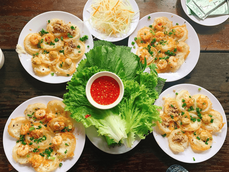 Banh khot Vung Tau’s amazing flavor