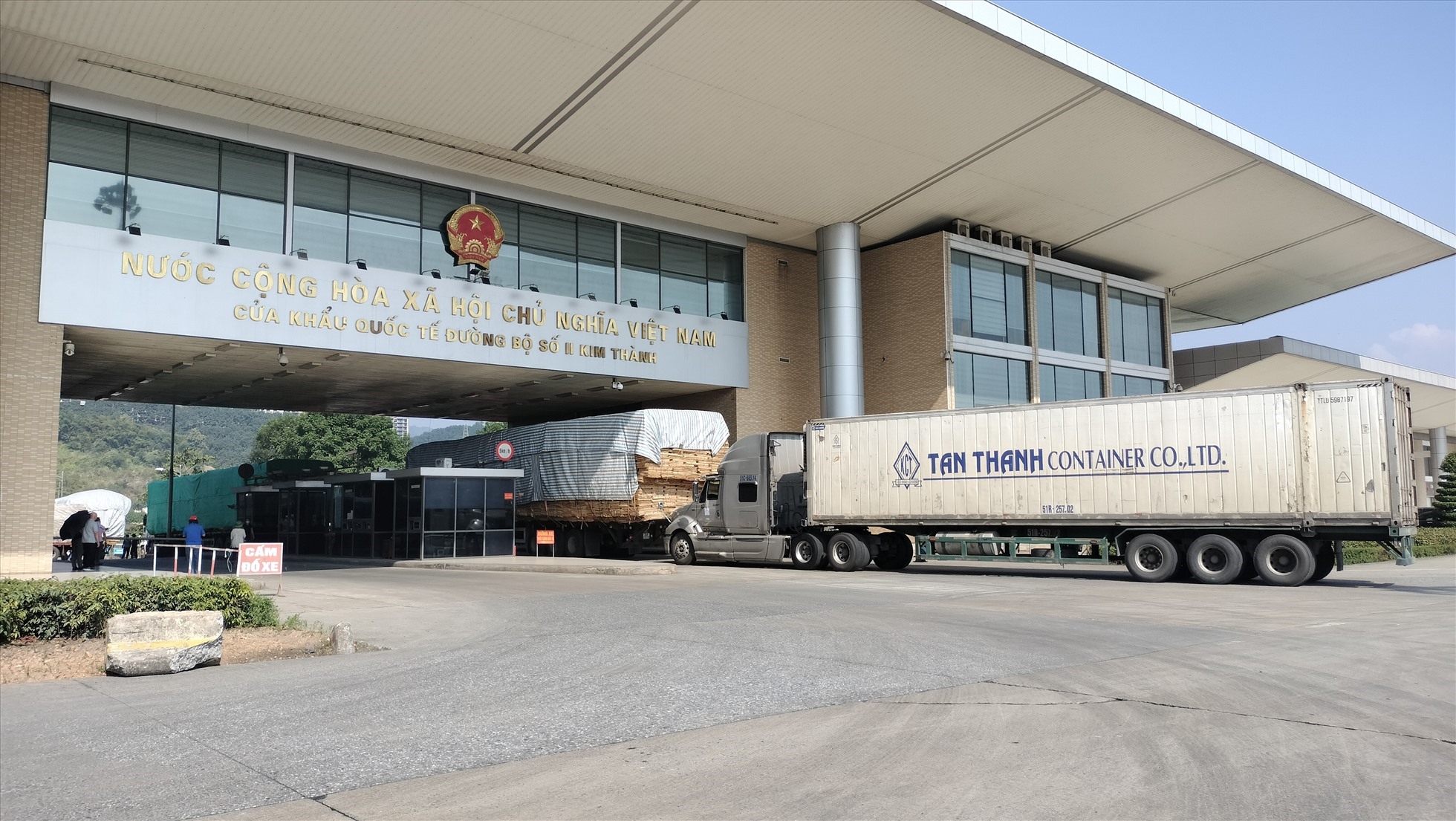 crossing-vietnam-tours-7