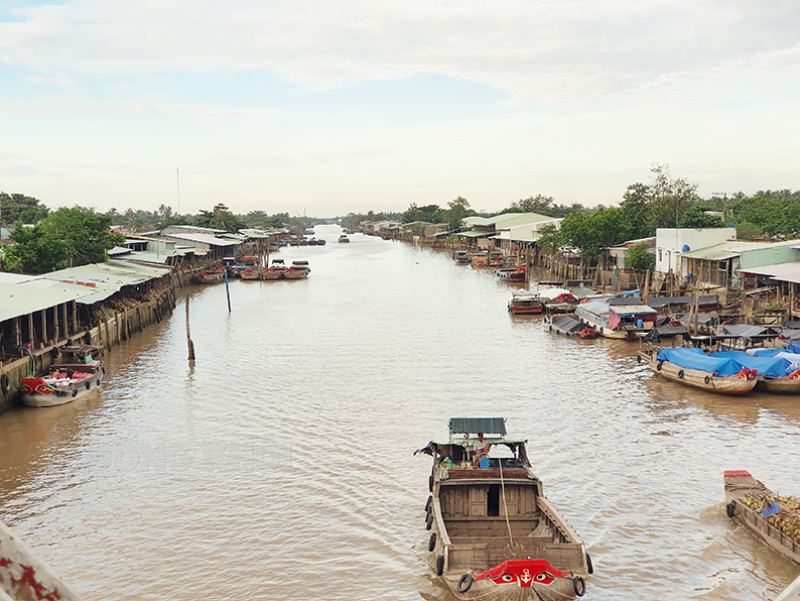 thom-river-coconut-floating-market-source-bo-van-hoa-the-thao-va-du-lich-