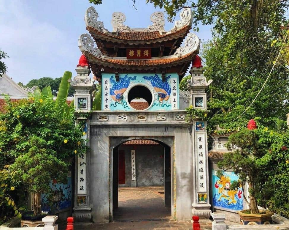 Dac Nguyet Lau Gate (source: Dulich3mien)