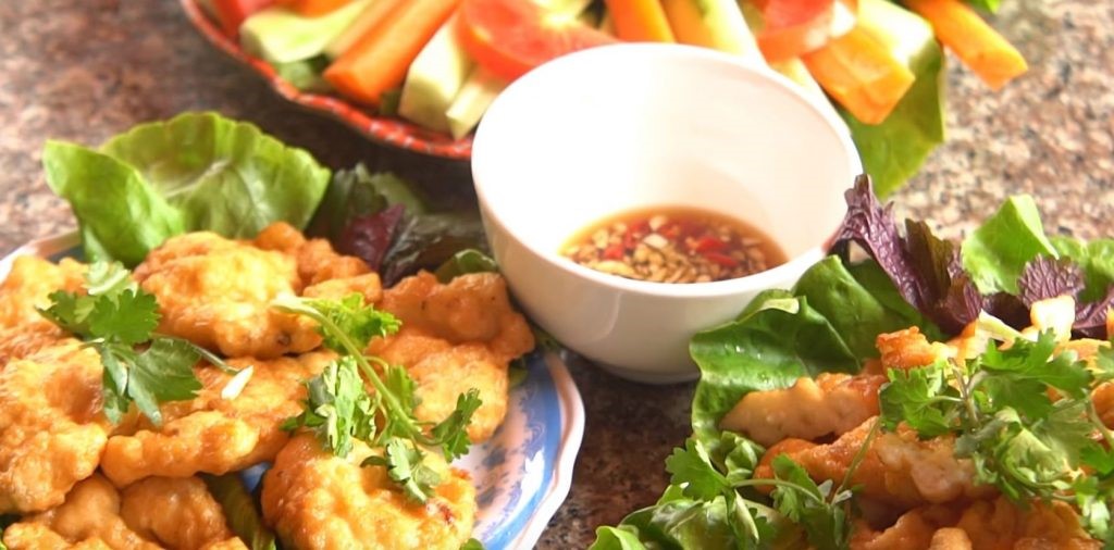 ha-long-squid-cake-a-specialty-of-quang-ninh-1