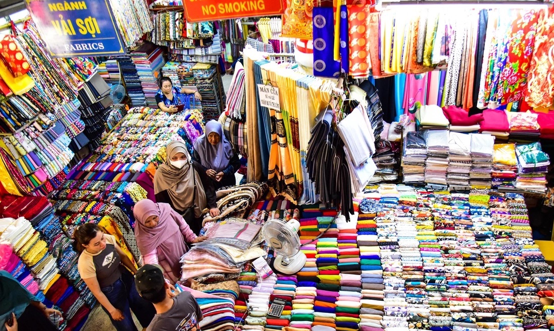 binh-tay-market