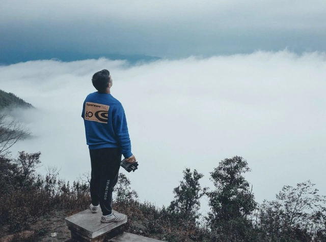 cloud-hunting-at-khau-pha-pass