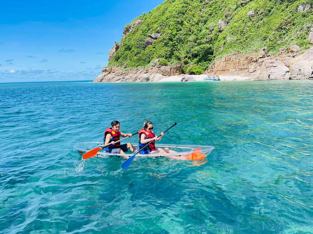 b2a18cbe-hon-tam-nha-trang-xanh-sm
