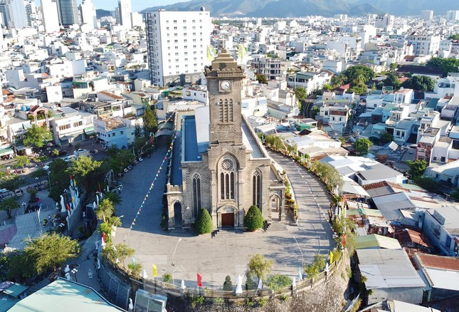 nha-trang-cathedral-4
