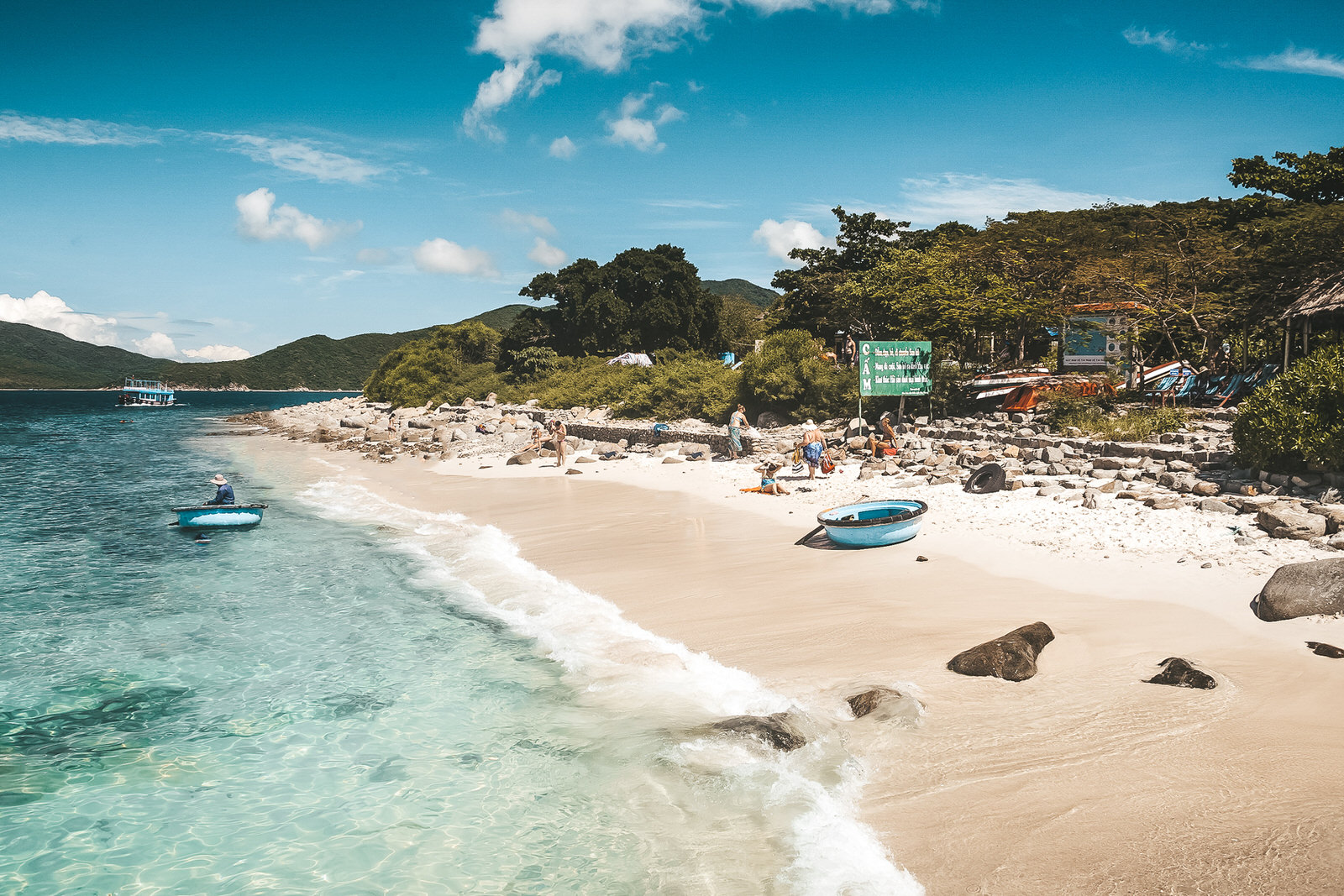 nha-trang-mun-island-vietspace-travel