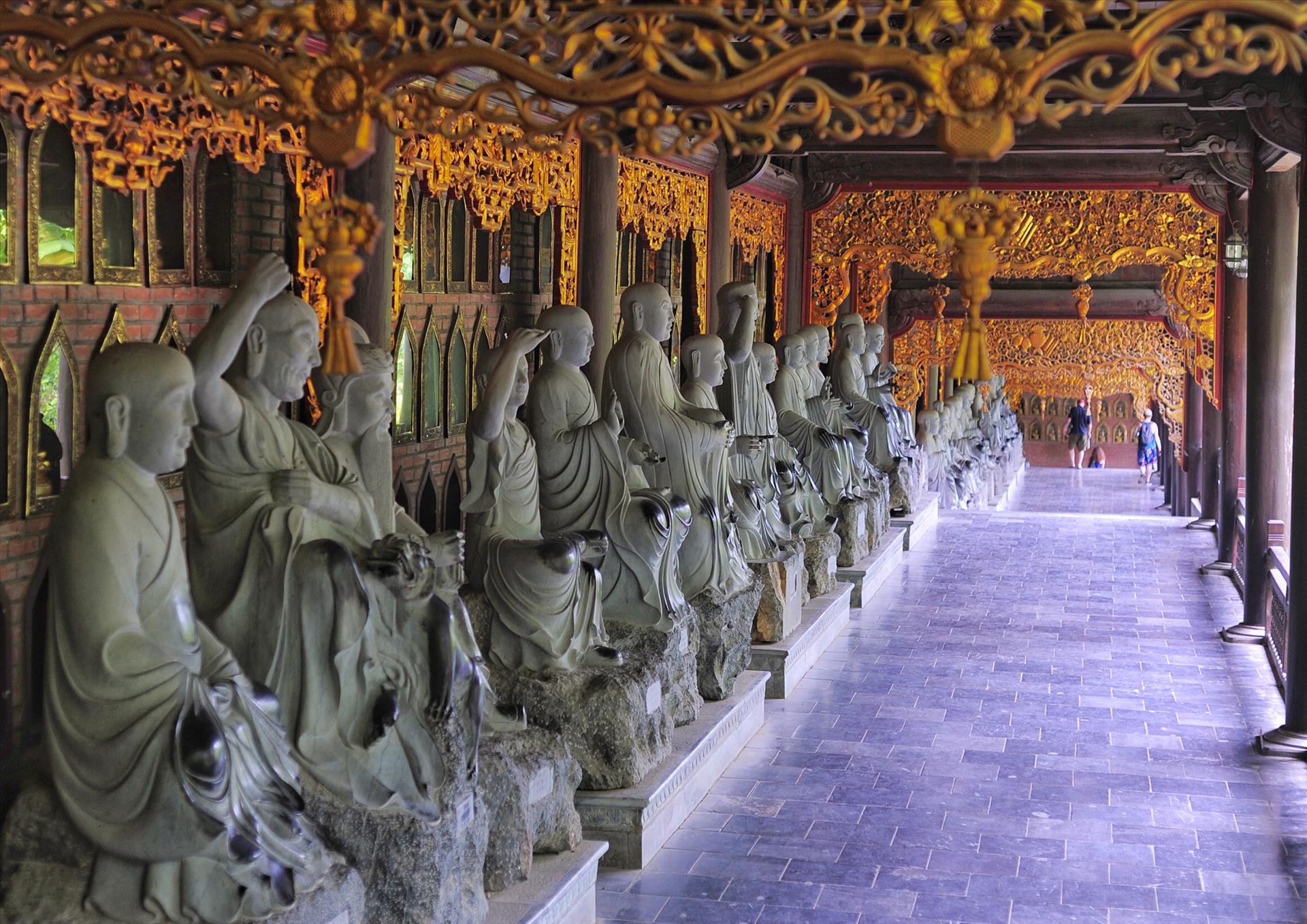 Explore Ninh Van Stone carving village