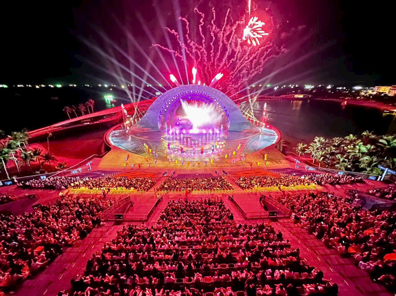 show-kiss-of-the-sea