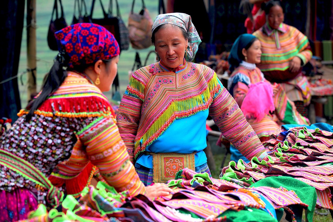 bacha-market-only-sunday-laocai-sapa-aptad-9-