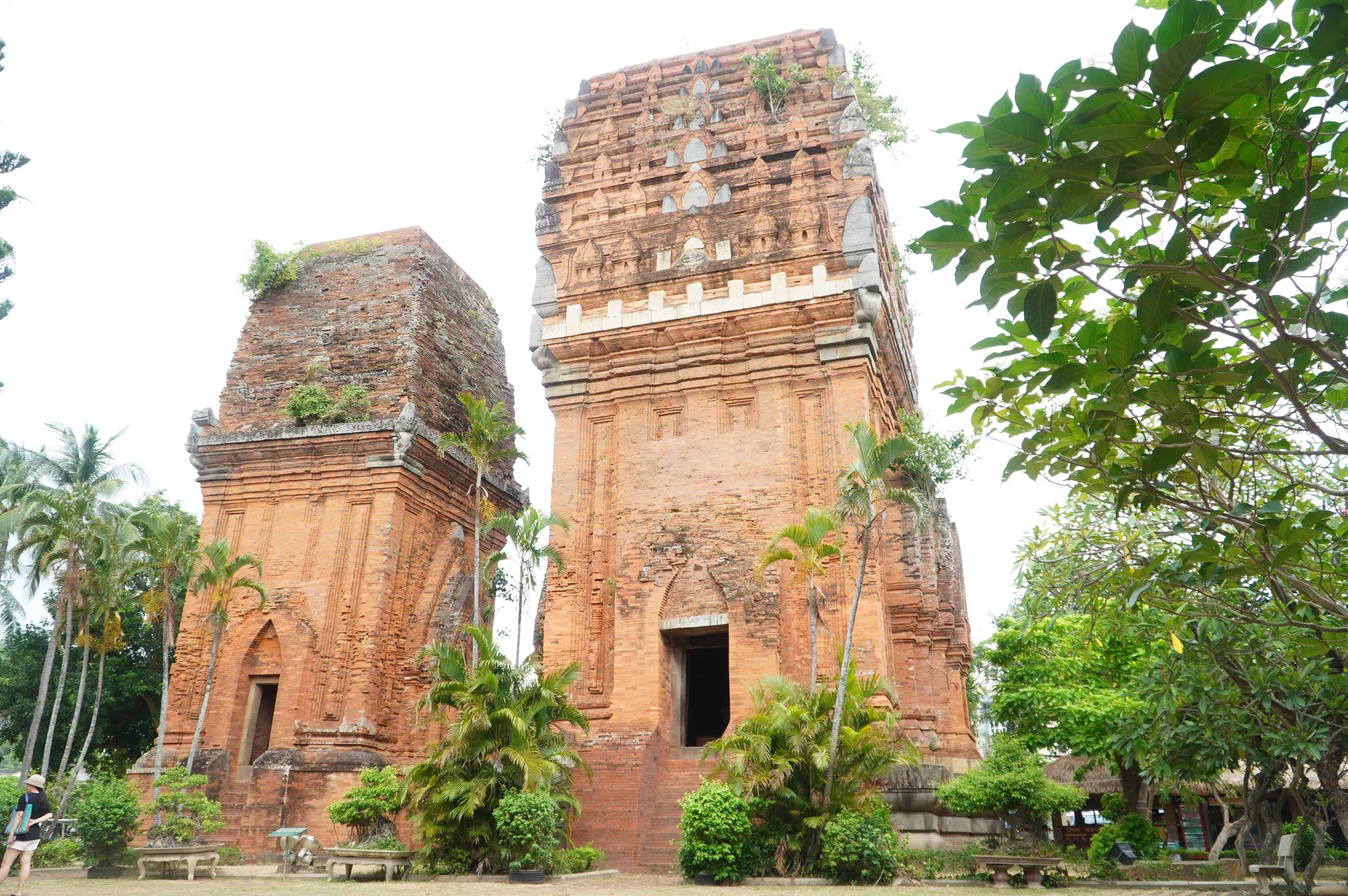 vietnam-beach-itinerary-thap-doi