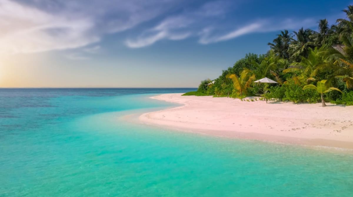 beach-experiences-in-the-philippines-source-klook