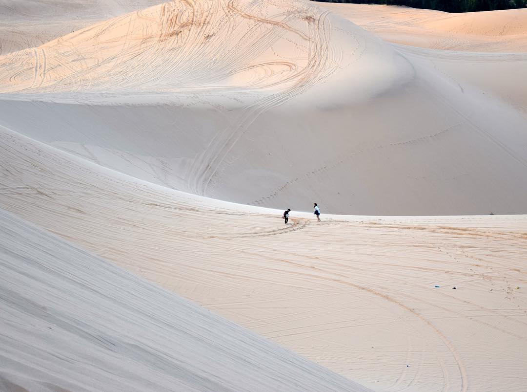 white-sand-dunes-bau-trang-