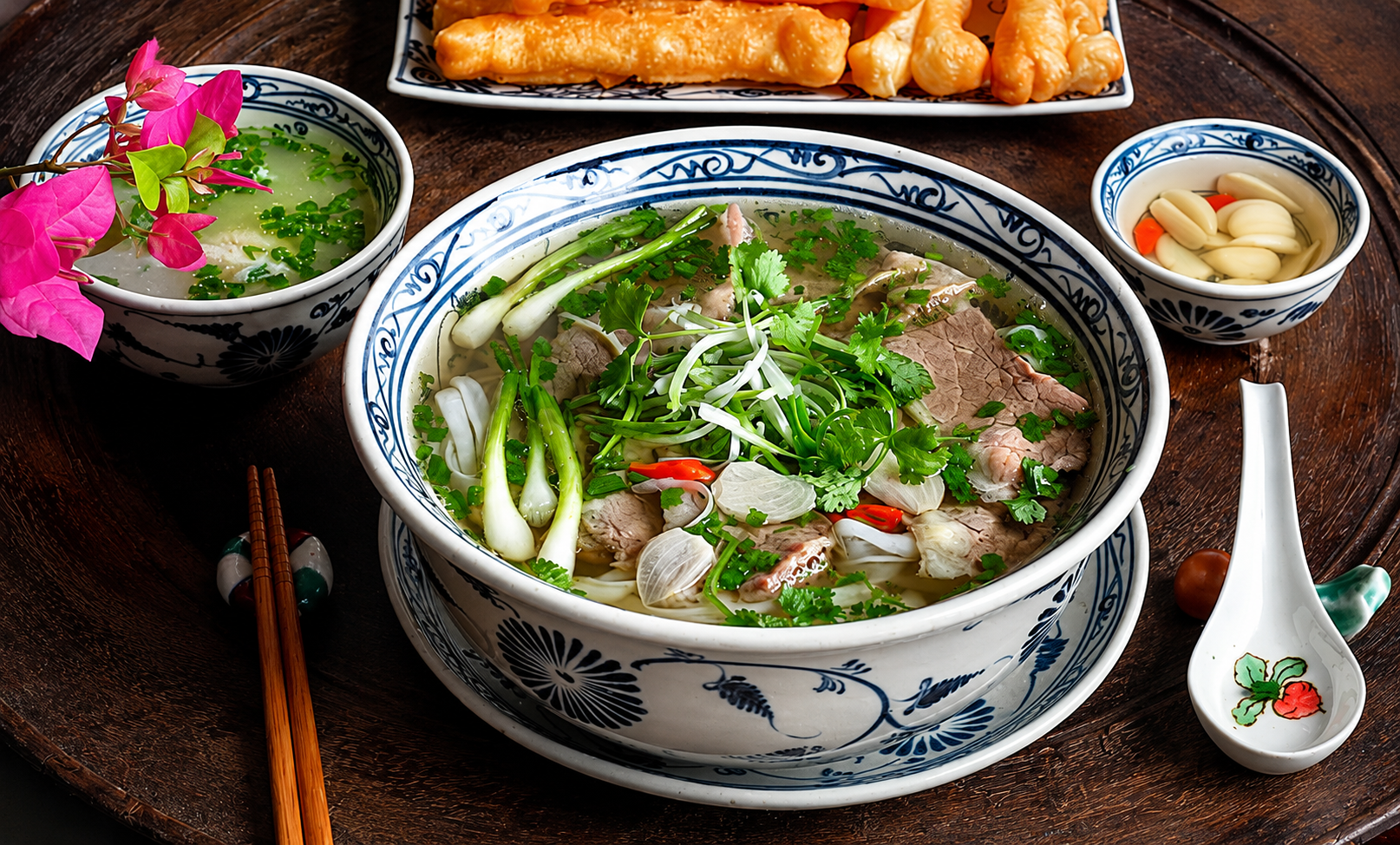 ha-noi-or-ho-chi-minh-10
