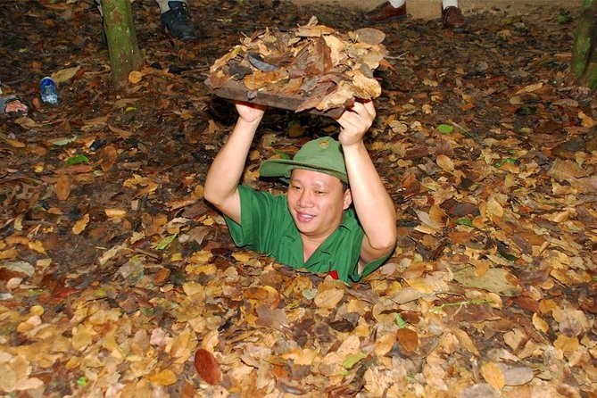 hidden-entrance-cu-chi