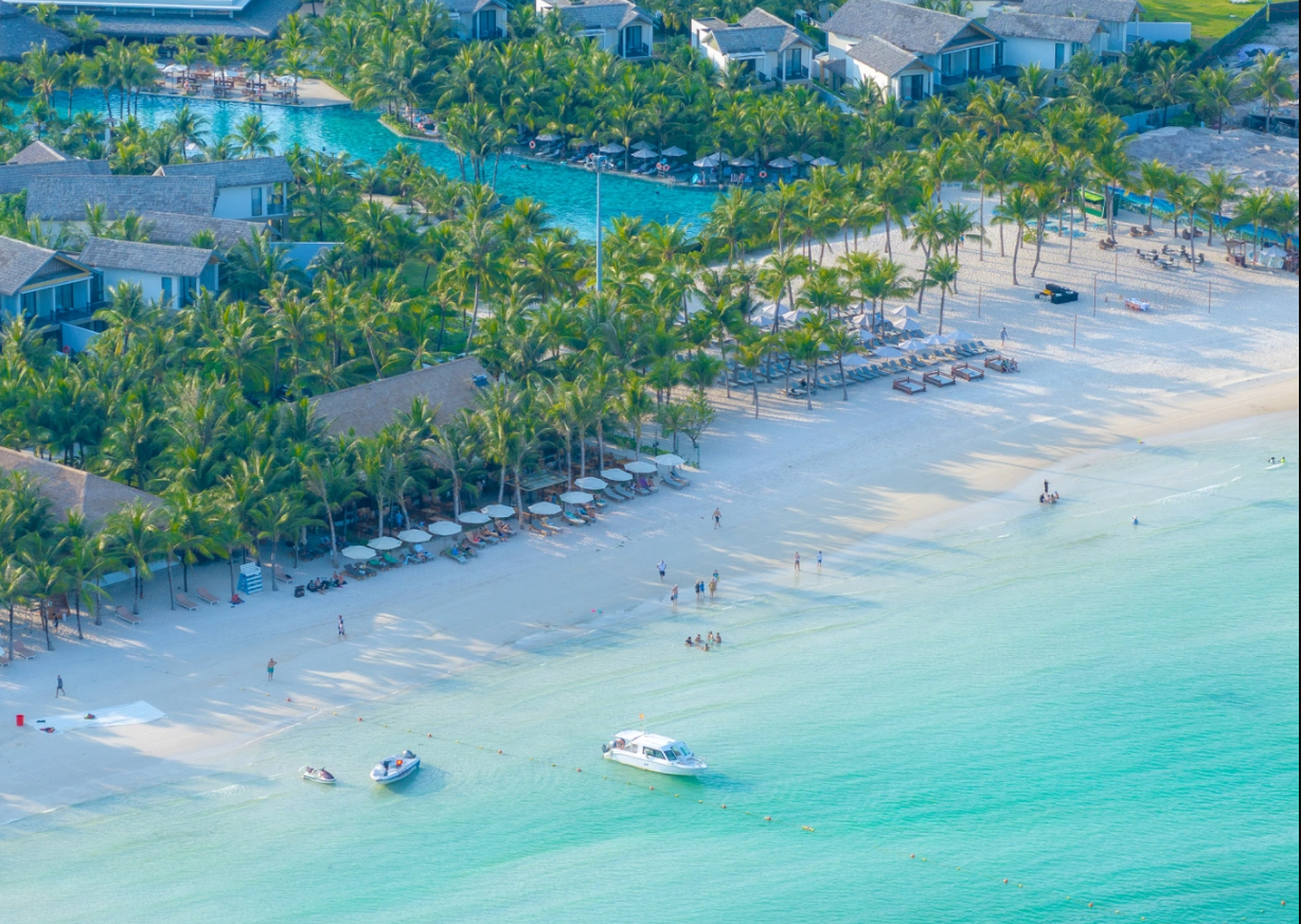 holiday-trips-7-1-