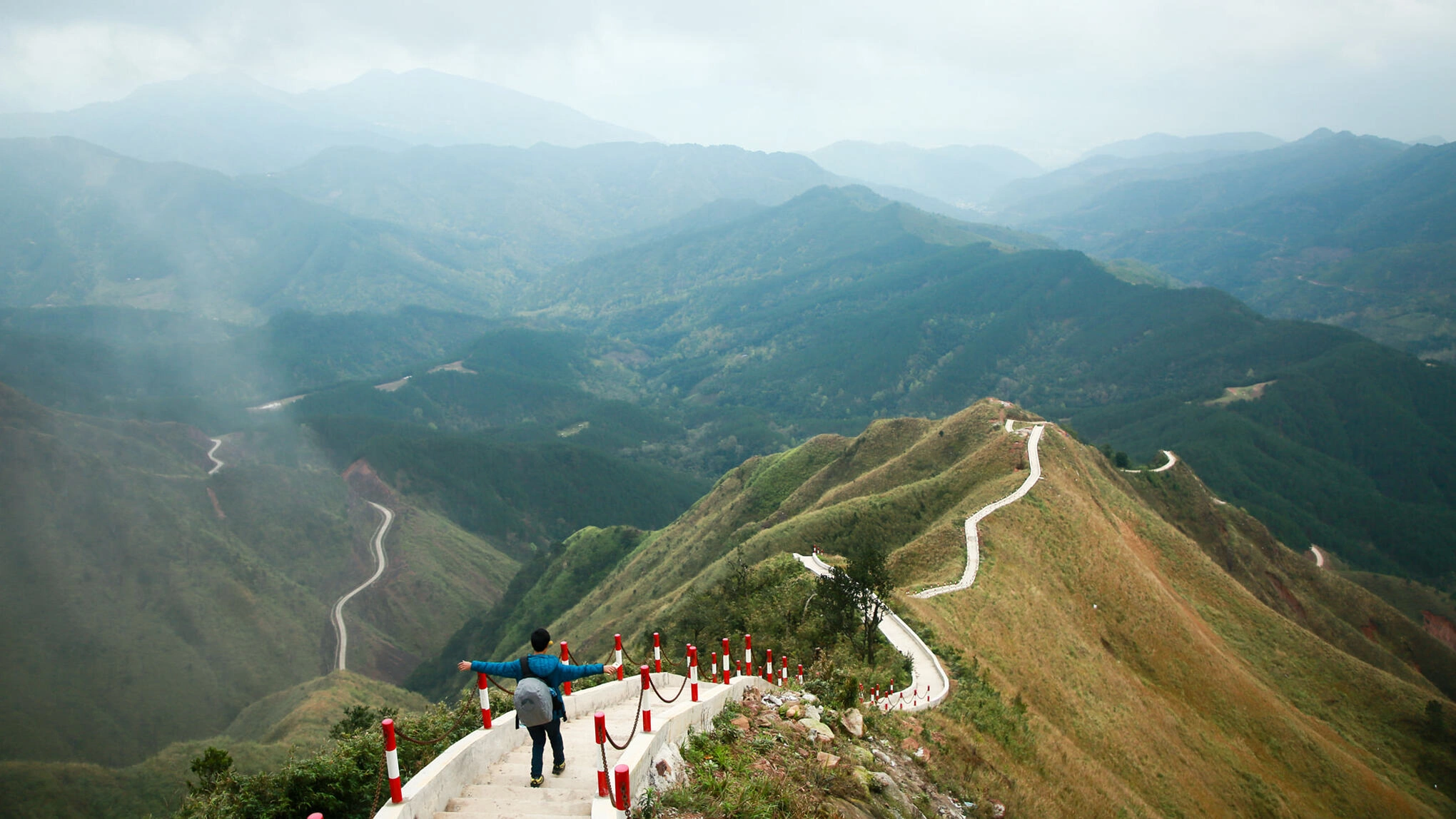 is-it-safe-to-visit-vietnam-2.jpg