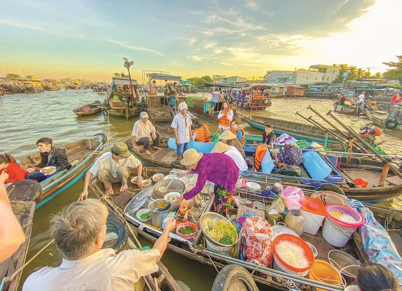 cai-rang-floating-market-the-beating-heart-of-the-mekong