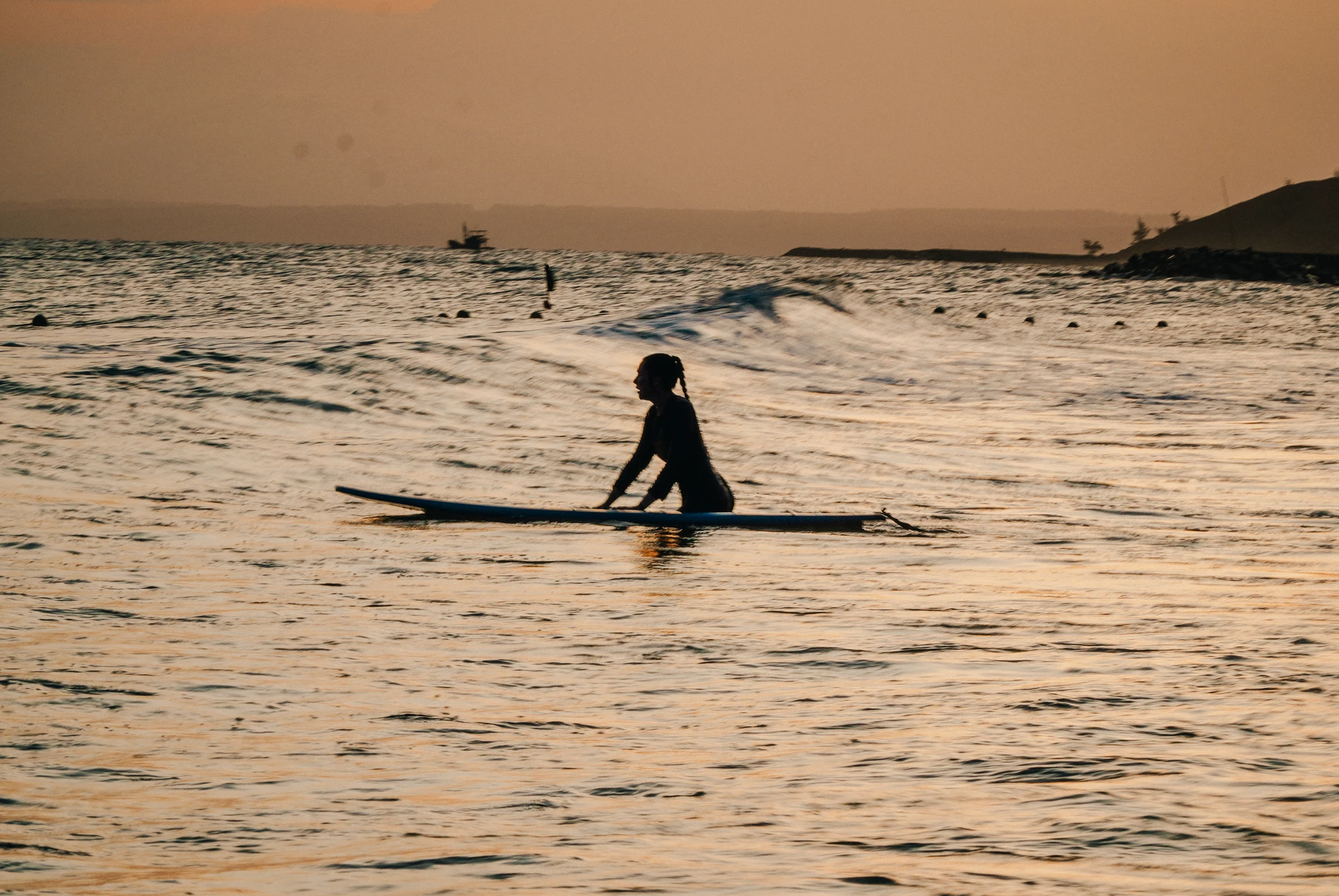 November to April is the prime season for all levels of surfers