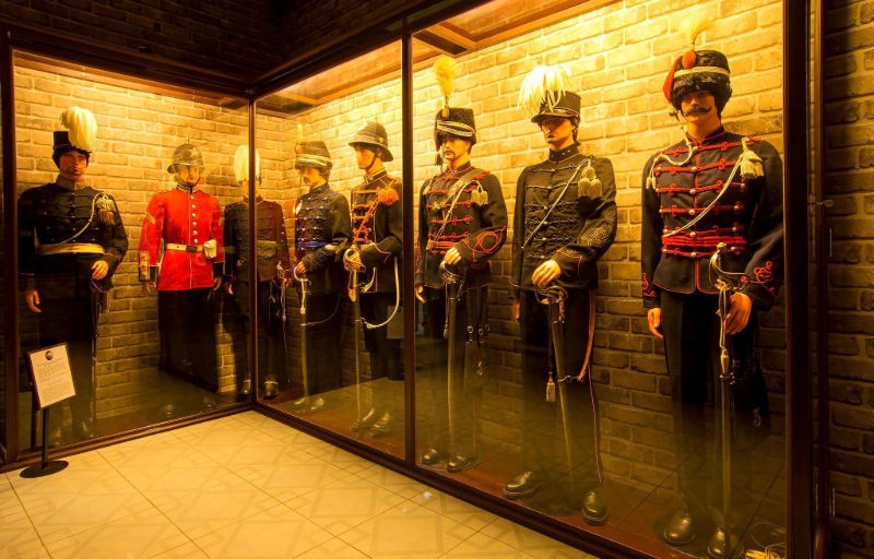 the-museum-of-worldwide-arm
