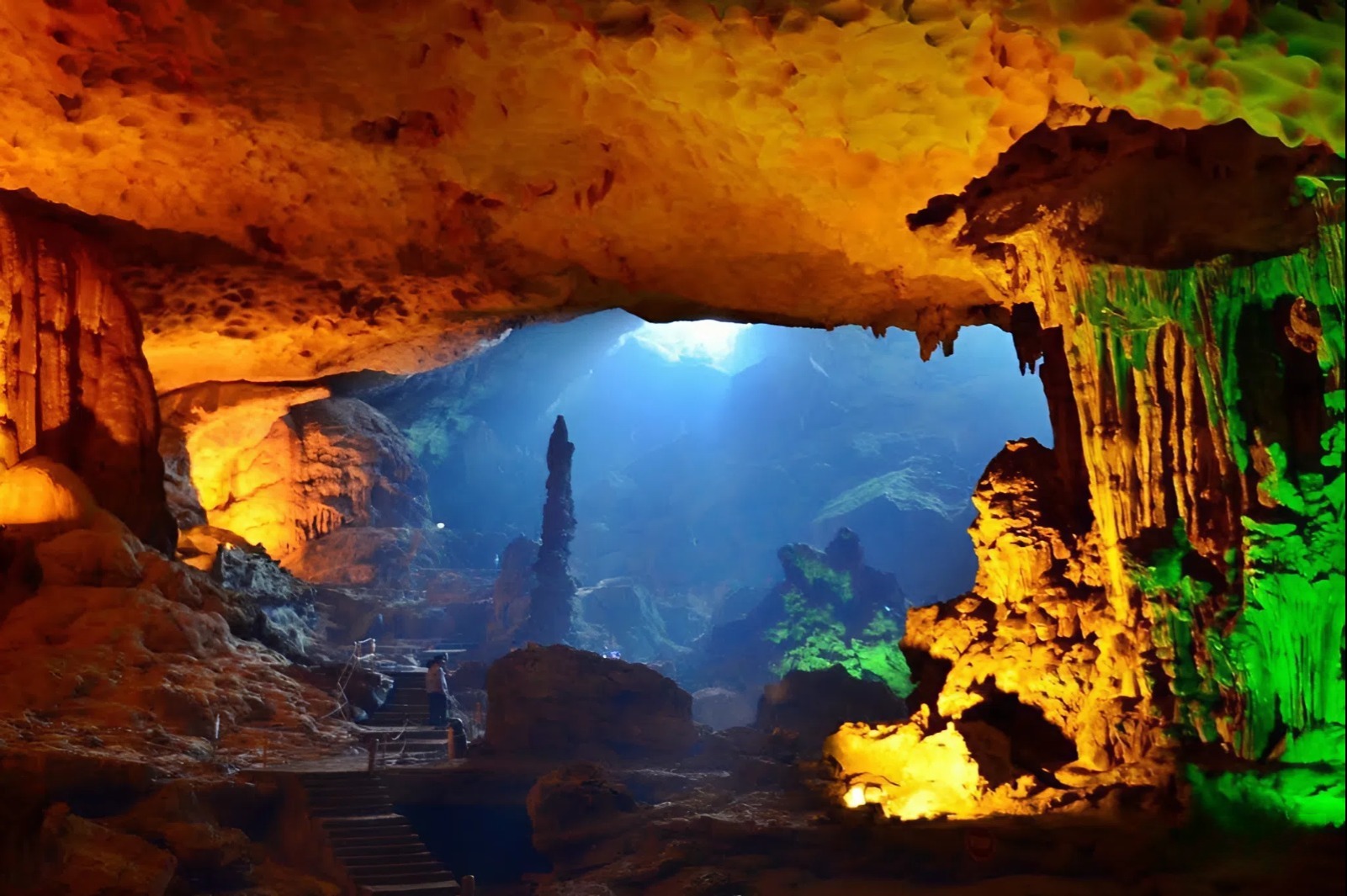 Thien Cung Cave