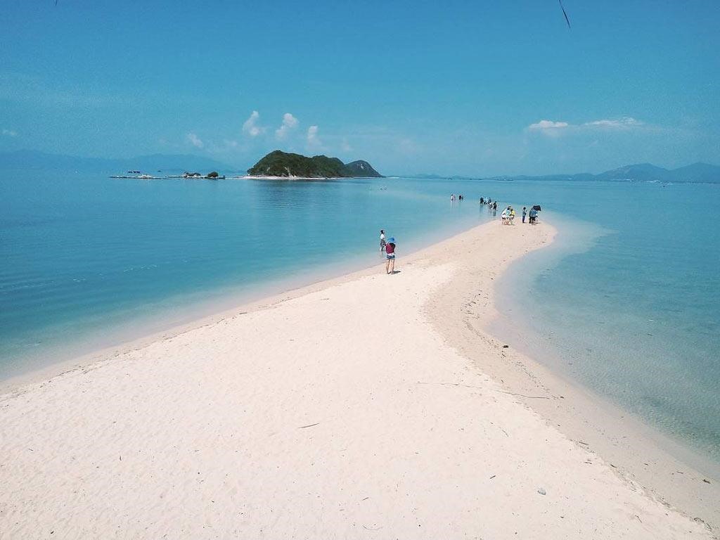 things-to-do-in-quy-nhon-hon-kho