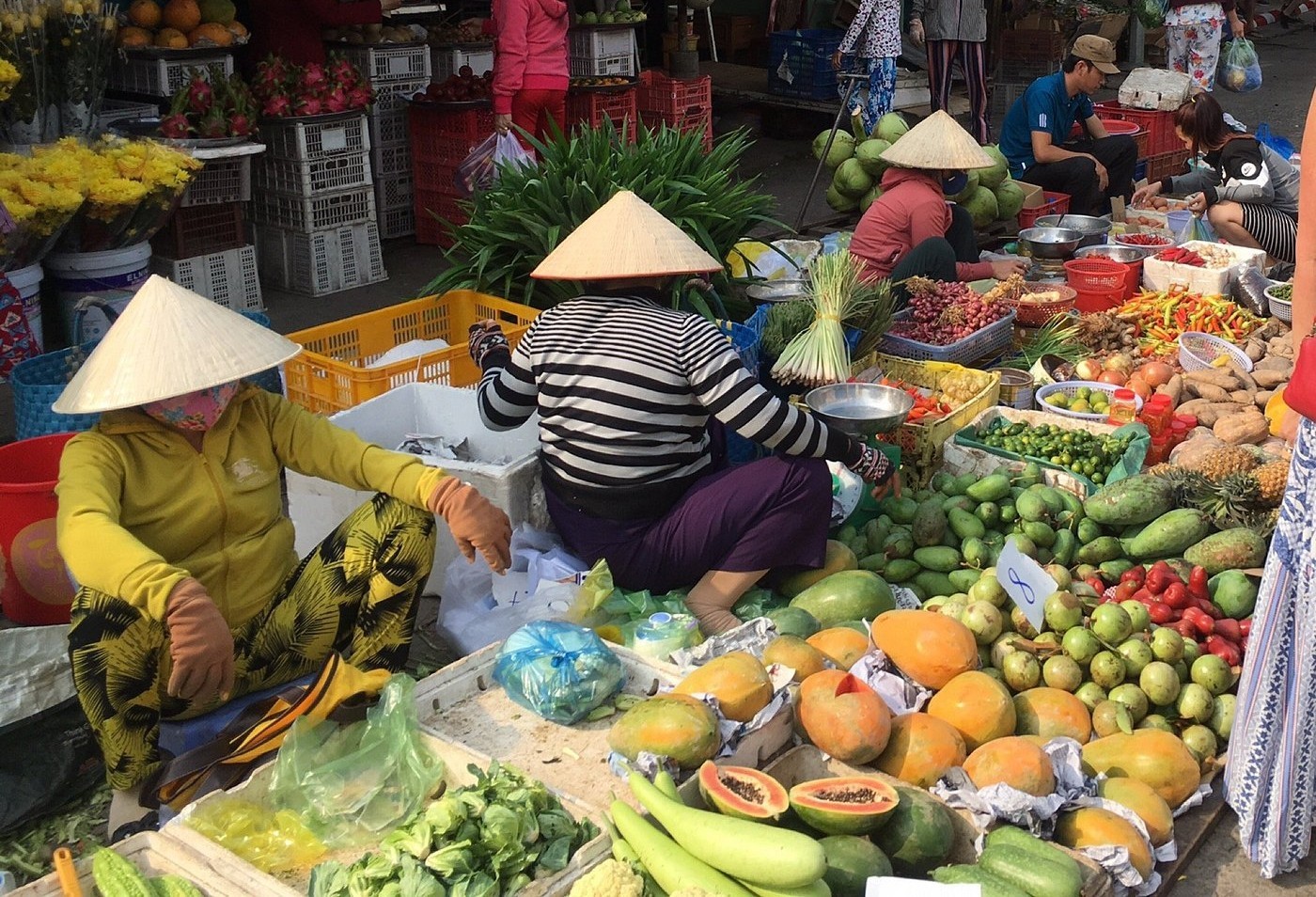 vinh-long-market